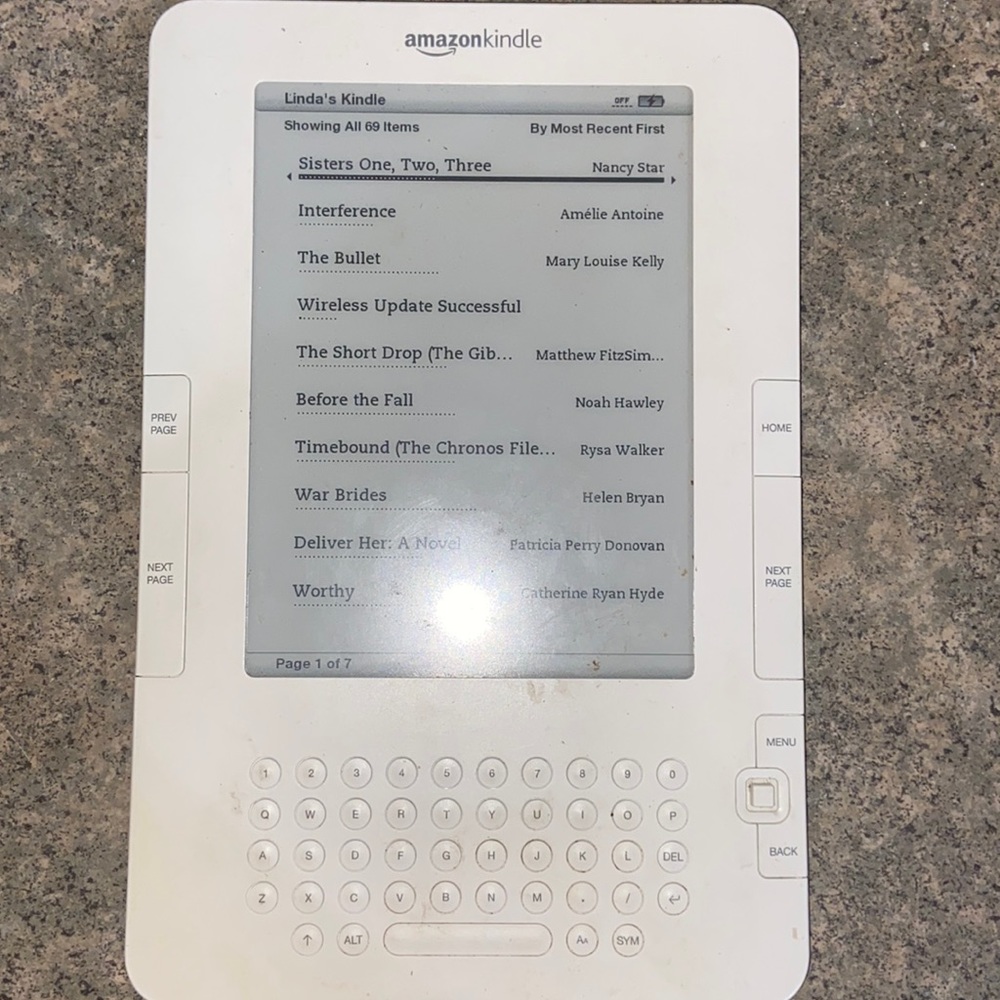 Amazon kindle 1at generation @PoshAffiliate